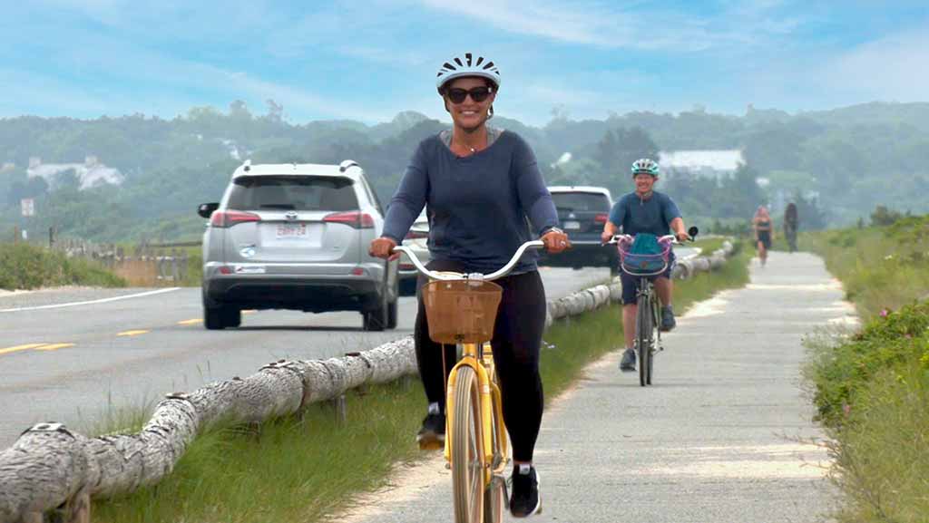 Pedals & Coastlines: Exploring Martha’s Vineyard and Coastal Massachusetts by Bike