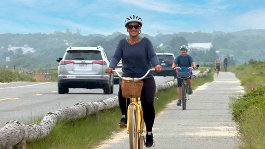 Pedals & Coastlines: Exploring Martha’s Vineyard and Coastal Massachusetts by Bike